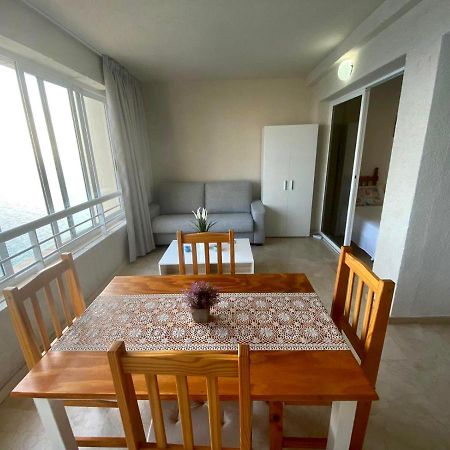 Apartamento Torre Levante, Primera Linea De Playa Benidorm Luaran gambar